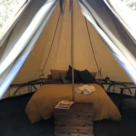 Garden Beds Glamping Hotel Blackwood Exterior photo